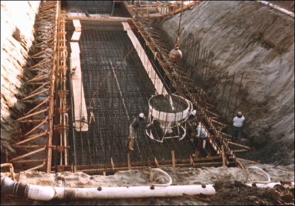 Injector Tunnel Construction - November 1988
