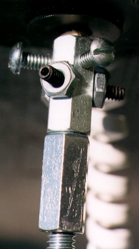 Type 4 Tracker - Detail of upper drive screw support