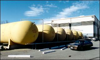 Central Helium Liquefier - Helium Storage Tank